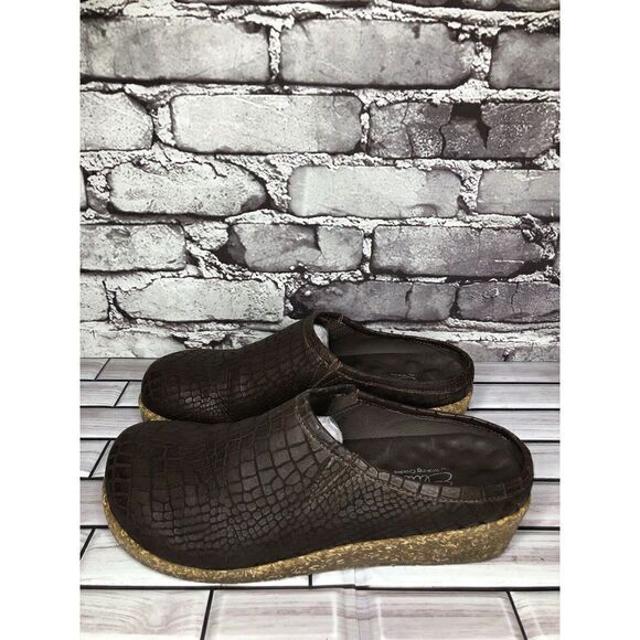 Elite By Walking Cradles Brown Leather Croc Comfort SlipOn Cork Clogs Women Sz 8 - Picture 8 of 16